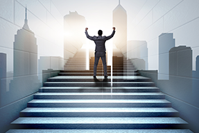 凯发k8官网国际王震：“T”字型人才紧缺，人才布局要两条腿走路